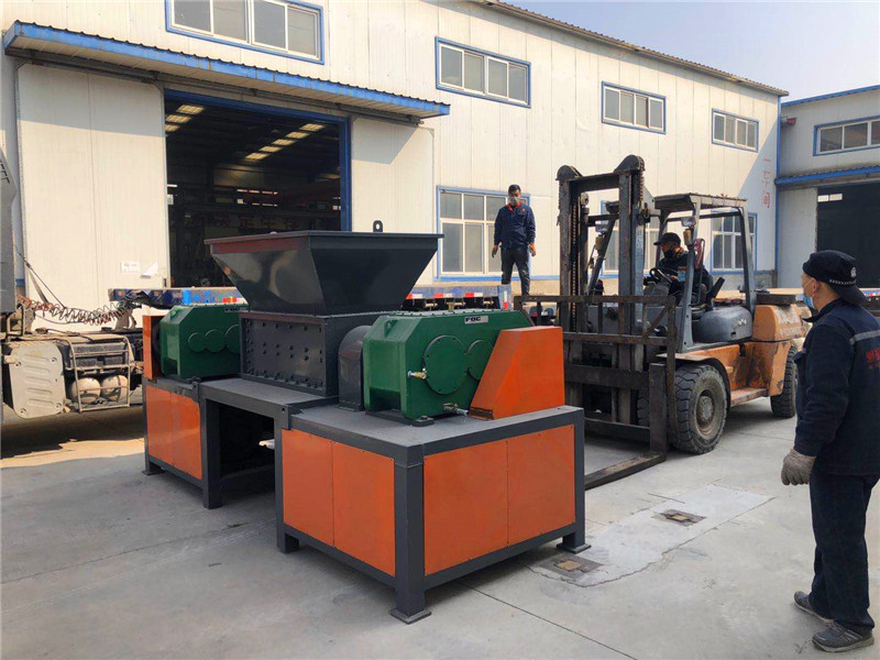 雙軸、四軸剪切式破碎機(jī)